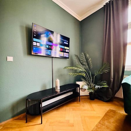 Rebelrents #4 Design Trifft Komfort - Einzigartiges Ferienapartment In Der Nahe Des Hauptbahnhofs Halle  Exteriér fotografie