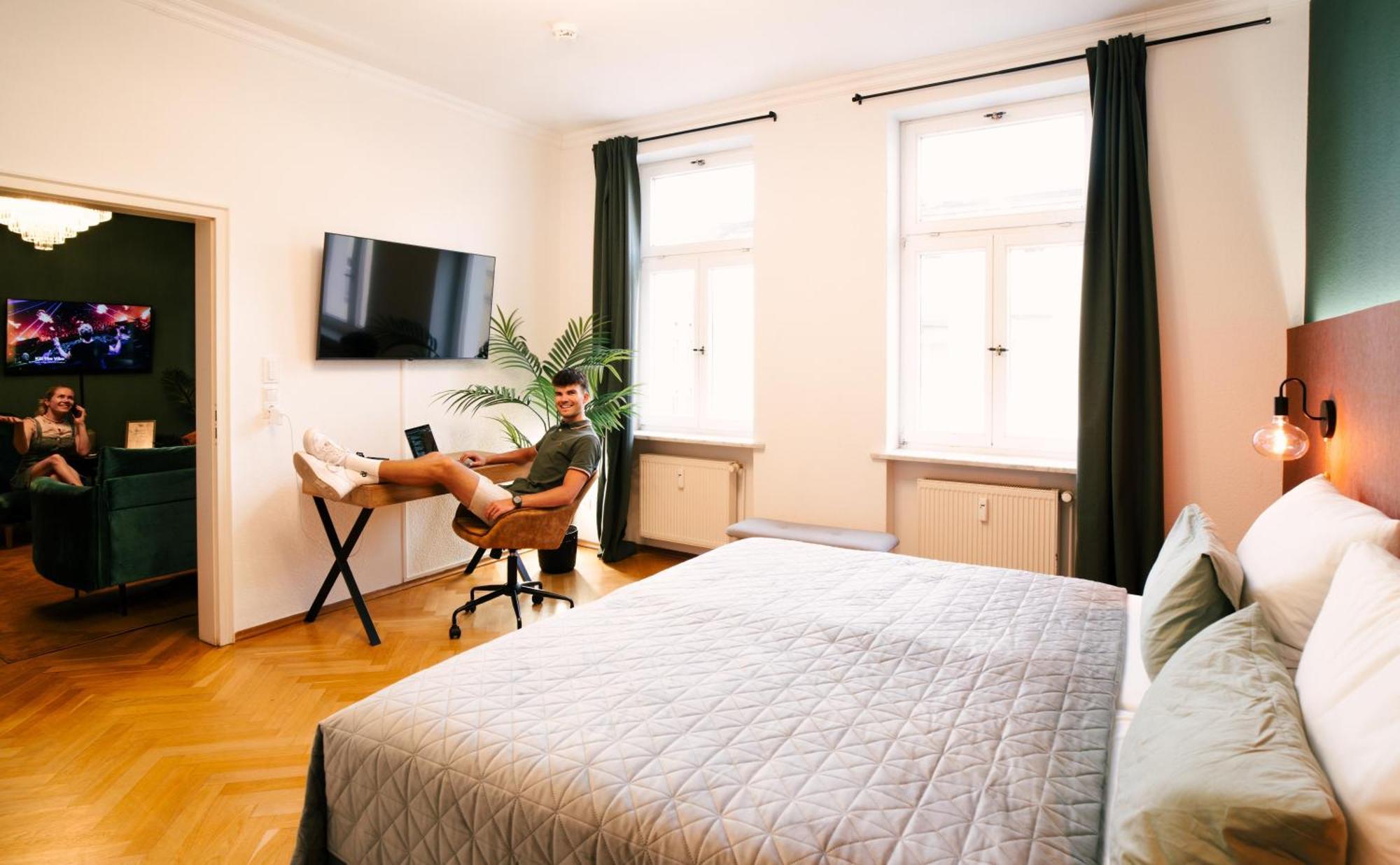 Rebelrents #4 Design Trifft Komfort - Einzigartiges Ferienapartment In Der Nahe Des Hauptbahnhofs Halle  Exteriér fotografie
